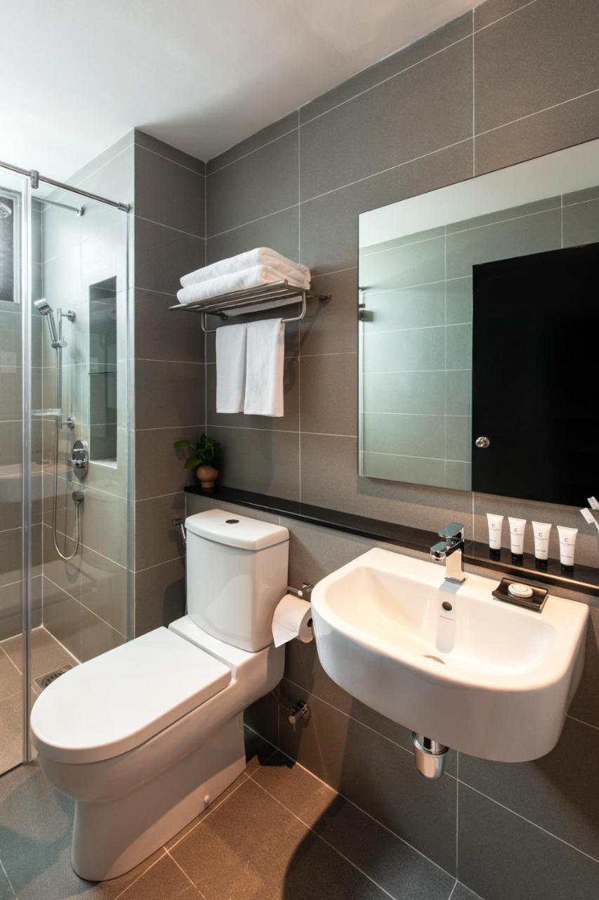 The Canvas Hotel Klang Eksteriør billede