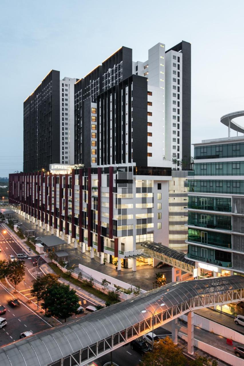 The Canvas Hotel Klang Eksteriør billede